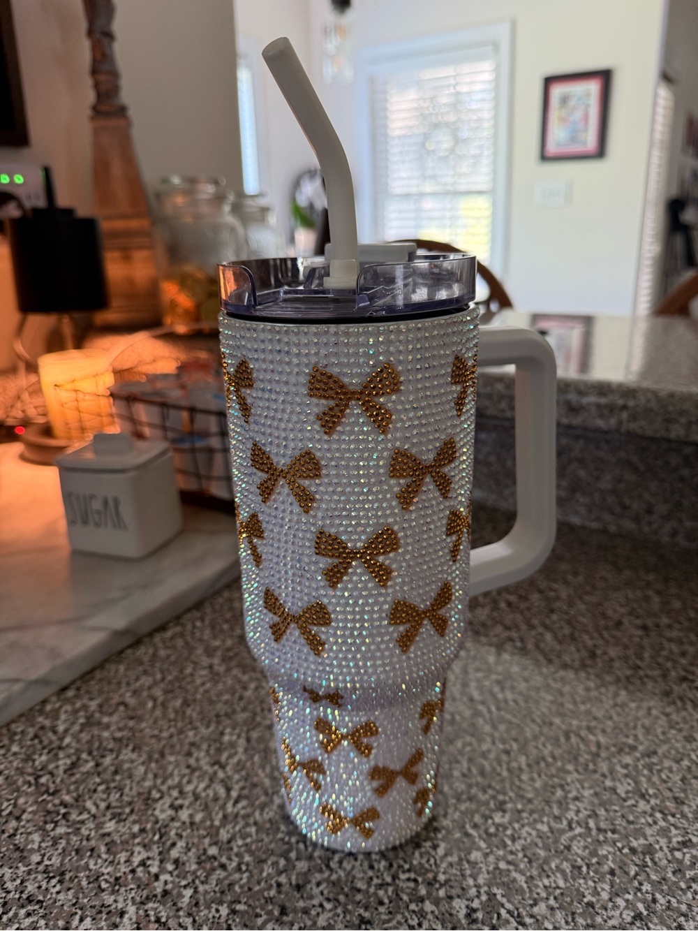 Rhinestone Bow Tumbler with Handle - White and Gold